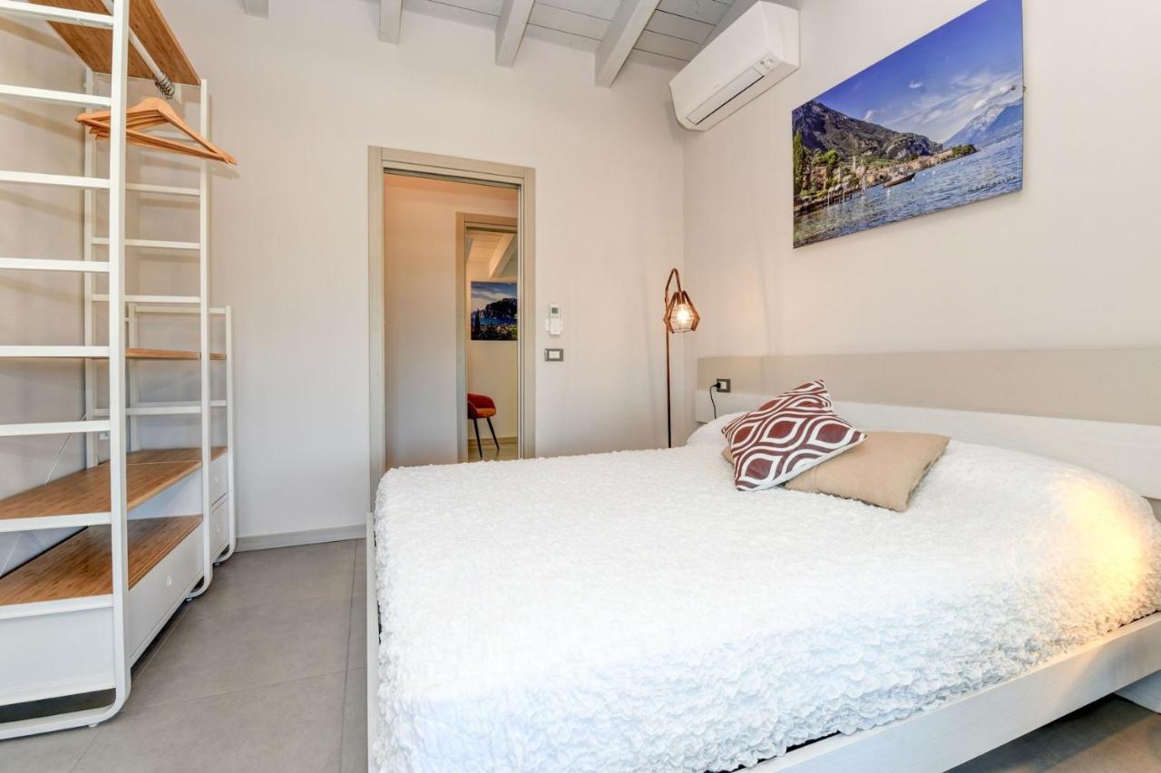 Gardaliva 5 Apartment Манерба дел Гарда Екстериор снимка